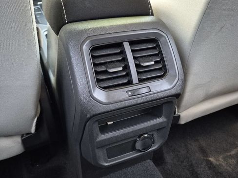 Used 2021 Volkswagen Tiguan S FWD image 22