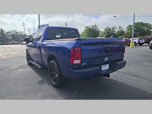 Used 2018 RAM 1500 Express RWD image 31