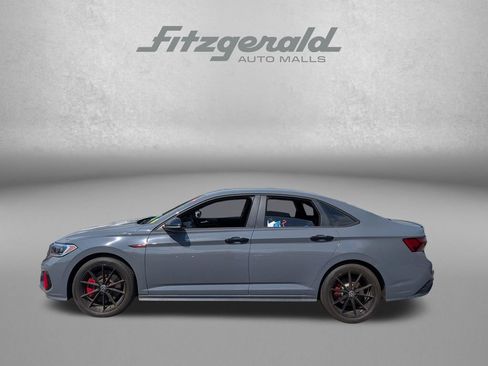 Used 2024 Volkswagen Jetta GLI 40th Anniversary Edition FWD image 3