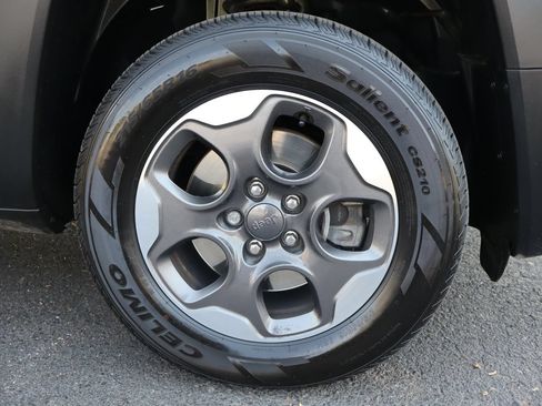 Used 2018 Jeep Renegade Sport w/ Power & Air Group AWD/4WD image 44