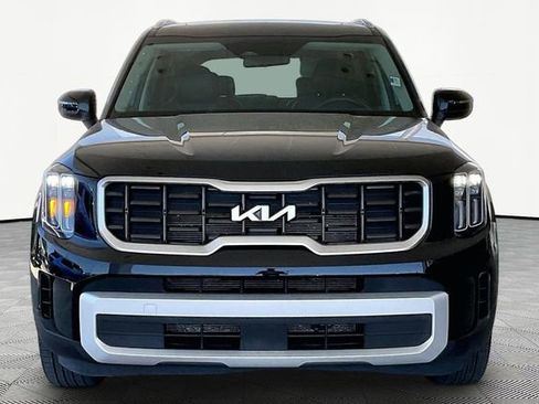 Used 2025 Kia Telluride S image 2