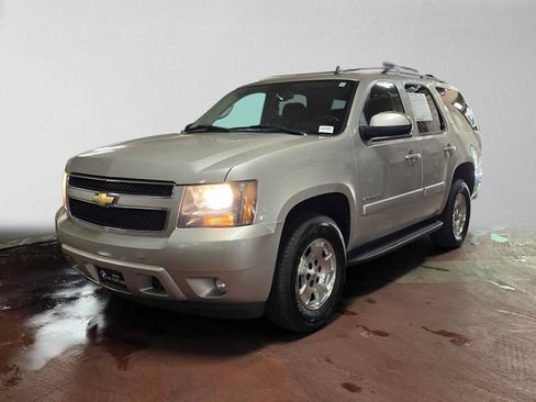 Used 2008 Chevrolet Tahoe LT w/ Convenience Package 1 AWD/4WD image 7