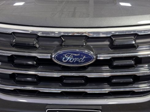 New 2026 Ford Explorer Active w/ Active Comfort Package AWD/4WD image 12