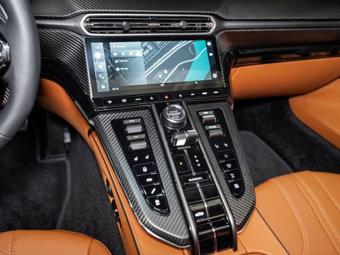 New 2026 Aston Martin V8 Vantage Roadster image 20