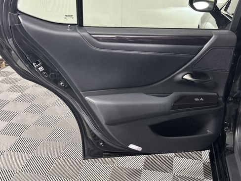 Used 2019 Lexus ES 350 w/ Premium Package FWD image 22