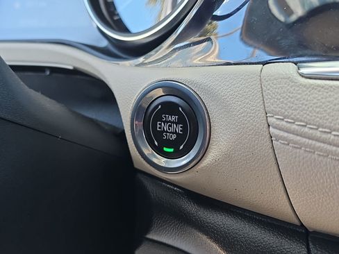 Used 2022 Buick Encore GX Preferred FWD image 22