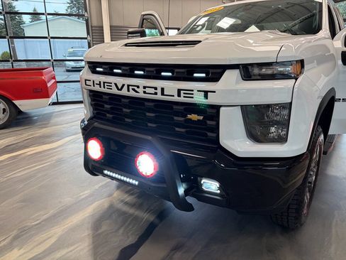 Used 2022 Chevrolet Silverado 2500 Custom w/ Gooseneck/5TH Wheel Package AWD/4WD image 16