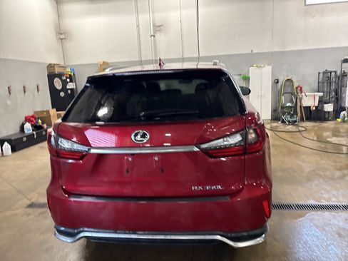 Used 2019 Lexus RX 350L Luxury image 3
