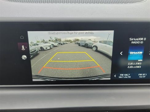 Used 2024 Kia Seltos EX image 34