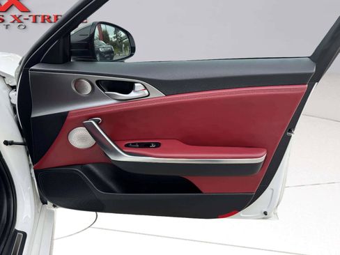Used 2021 Kia Stinger GT1 RWD image 40