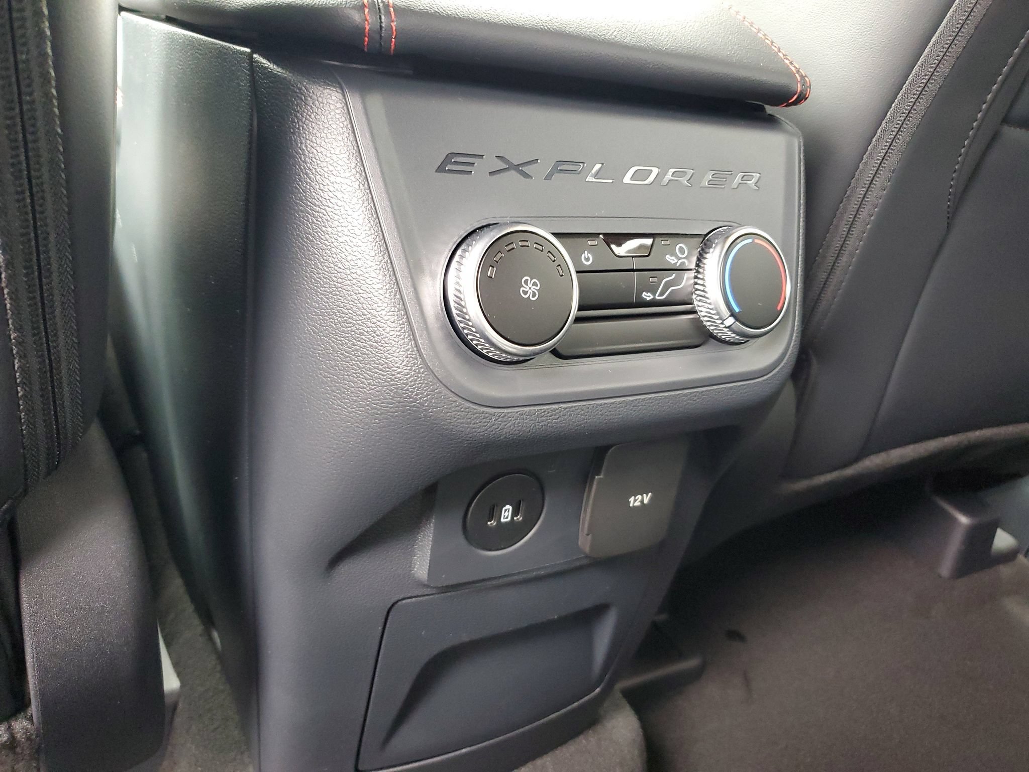 New 2027 Ford Explorer ST-Line AWD/4WD image 12