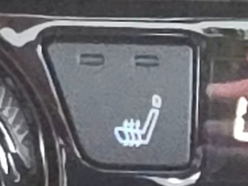 New 2026 Nissan Kicks SV w/ SV Premium Package image 6