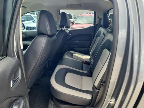 Used 2021 Chevrolet Colorado LT w/ LT Convenience Package RWD image 10