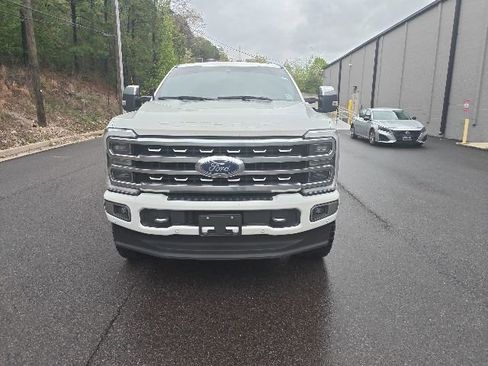 Used 2024 Ford F250 Platinum image 7
