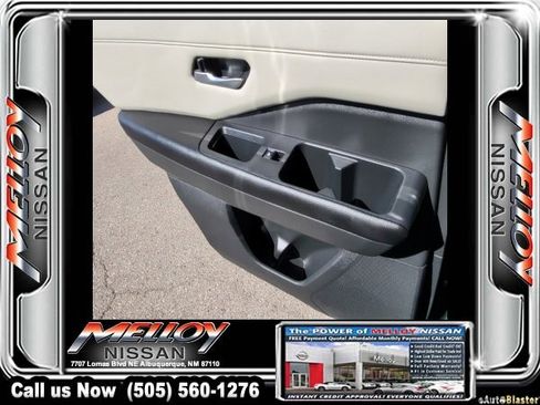 Used 2023 Nissan Pathfinder SL image 11