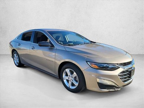 Used 2022 Chevrolet Malibu LS w/ LPO, Convenience Package 1 image 3