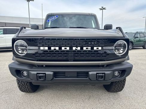 Used 2025 Ford Bronco Big Bend w/ Black Diamond Package image 8