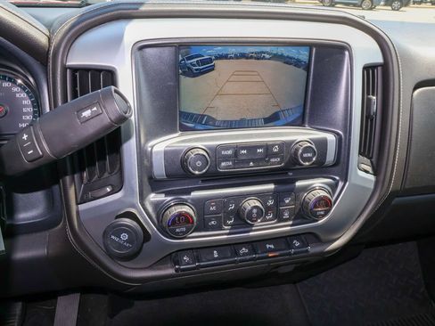 Used 2018 GMC Sierra 1500 SLE w/ SLE Value Package AWD/4WD image 14