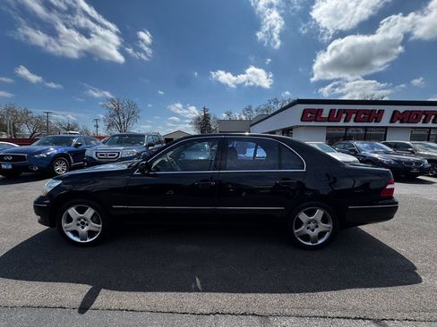 Used 2004 Lexus LS 430 w/ Ultra Luxury Pkg RWD image 8