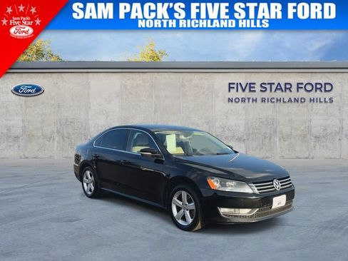Used 2015 Volkswagen Passat 1.8T Limited Edition FWD image 2