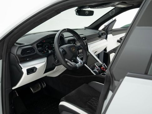 Used 2024 Lamborghini Urus S AWD/4WD image 14