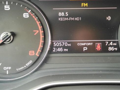 Used 2023 Audi Q5 2.0T Premium w/ Convenience Package AWD/4WD image 41