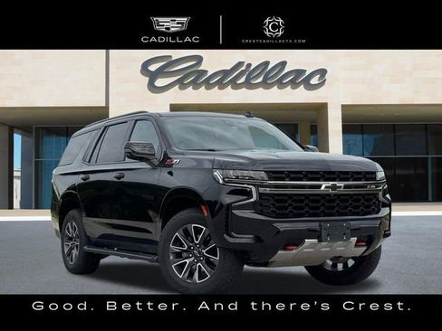 Used 2022 Chevrolet Tahoe Z71 w/ Luxury Package AWD/4WD image 2