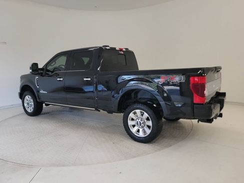 Used 2020 Ford F250 Platinum w/ FX4 Off-Road Package image 3