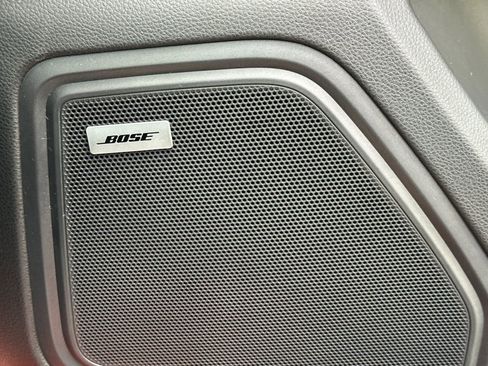 Certified 2022 Porsche Macan S image 20