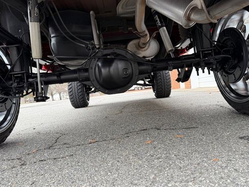 Used 2019 Chevrolet Silverado 1500 LT w/ All Star Edition image 28