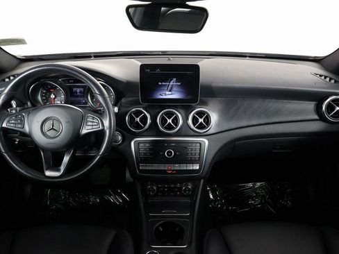 Used 2019 Mercedes-Benz GLA 250 4MATIC image 8
