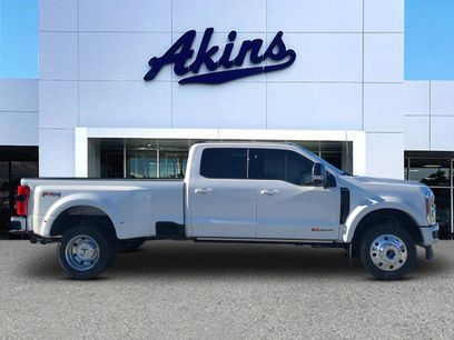 New 2025 Ford F450 Platinum w/ FX4 Off-Road Package