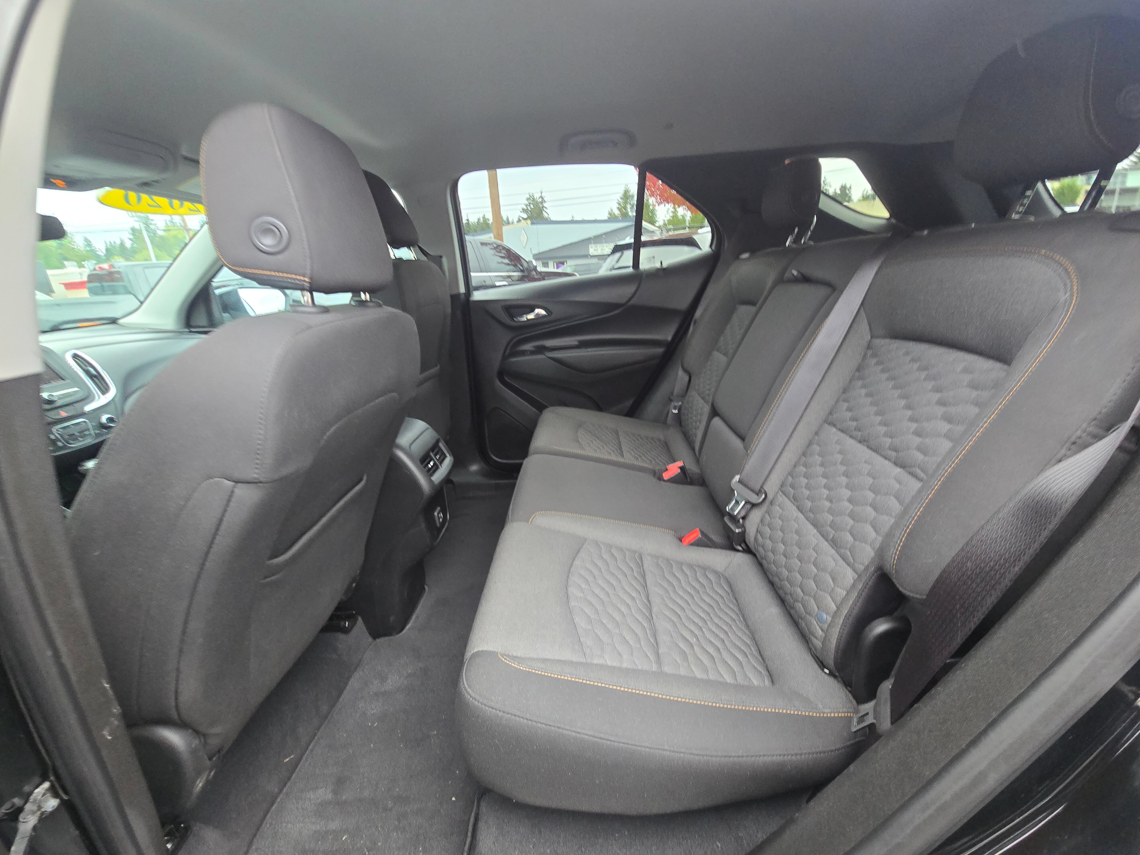 Used 2020 Chevrolet Equinox LT FWD image 16