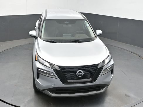 Used 2022 Nissan Rogue SV image 31