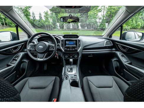 Used 2017 Subaru Impreza 2.0i Premium image 15