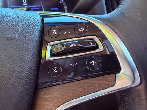 Used 2016 Cadillac Escalade Premium AWD/4WD image 26