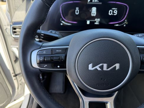 Certified 2025 Kia Sportage EX w/ Premium Package image 22