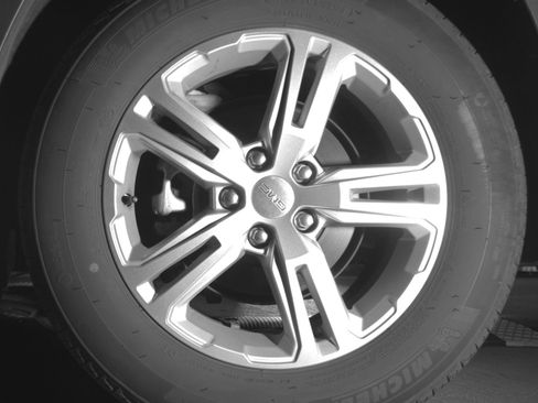 Used 2024 GMC Terrain SLE FWD image 19