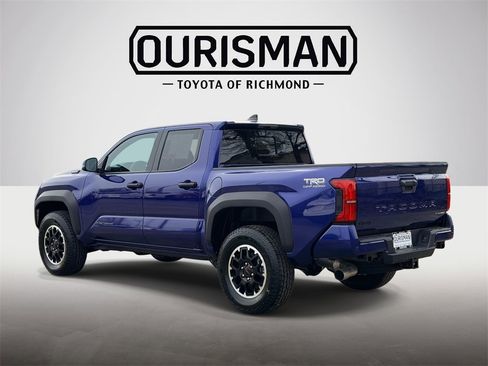 Used 2025 Toyota Tacoma TRD Off-Road image 23