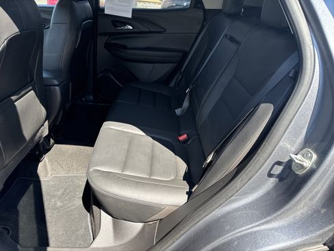 Used 2021 Chevrolet TrailBlazer LT w/ Premium Seating Package AWD/4WD image 13