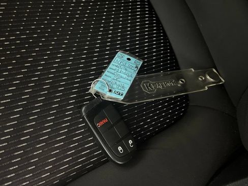 Used 2016 Dodge Journey SE w/ Flexible Seating Group FWD image 76