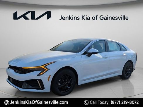 New 2026 Kia K5 LXS FWD image 12