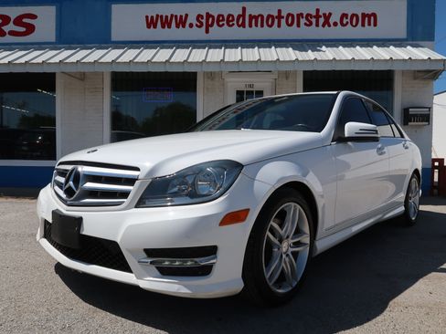 Used 2013 Mercedes-Benz C 250 Sedan image 5