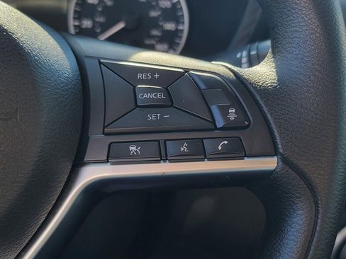 Used 2024 Nissan Sentra SV image 29