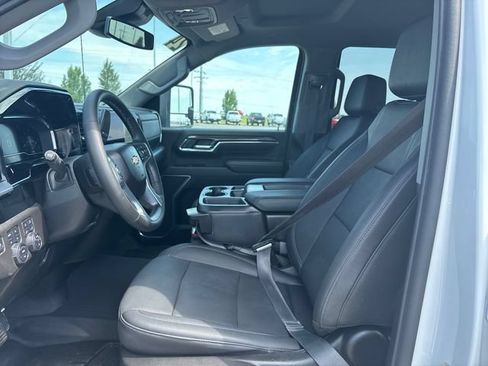 Certified 2024 Chevrolet Silverado 3500 LTZ AWD/4WD image 9