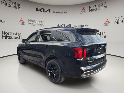 Used 2023 Kia Sorento SX AWD/4WD image 3