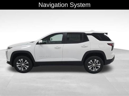 New 2026 Chevrolet Equinox LT image 2