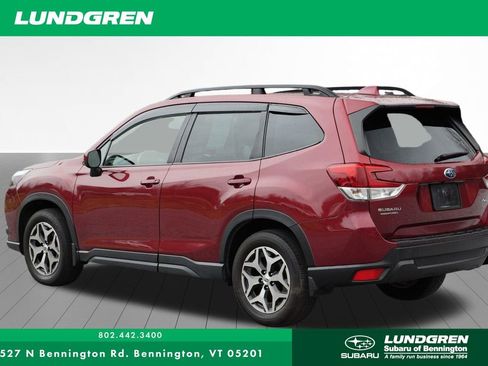 Used 2023 Subaru Forester Premium AWD/4WD image 32