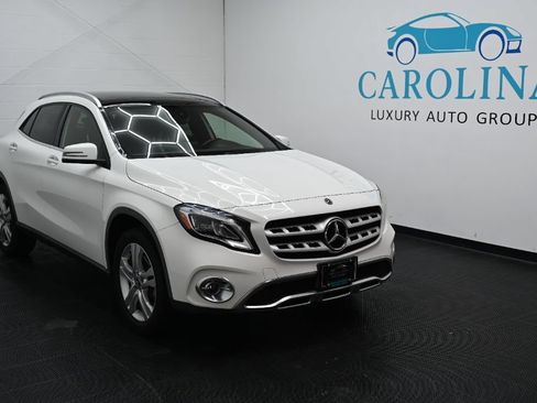 Used 2019 Mercedes-Benz GLA 250 4MATIC image 1