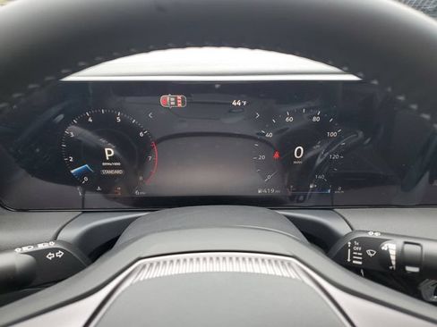 New 2026 Nissan Sentra SV w/ SV Convenience Package FWD image 23